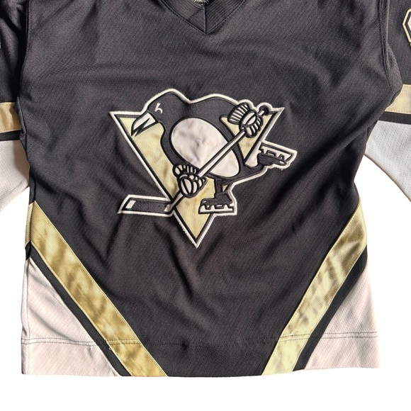 CCM Youth Pittsburgh Penguins Sidney Crosby Jersey - Size L/XL - Picture 4 of 8